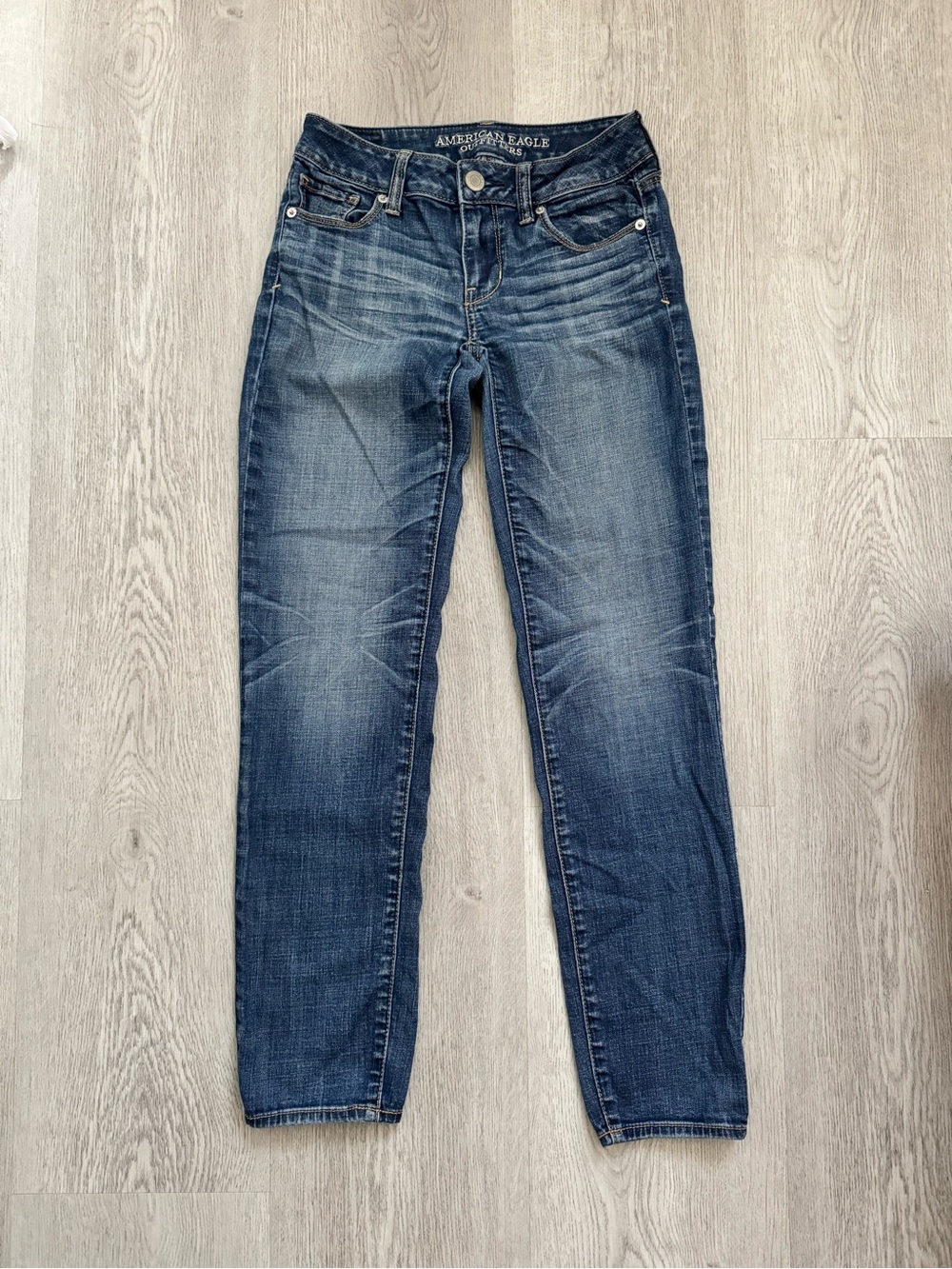 American Eagle Outfitters Women's Medium Dark Blue Skinny Jeans